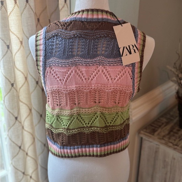 NWT ZARA Multicolored Boho Crochet Knit Sweater Vest With Striped Trim Size S - Picture 3 of 3